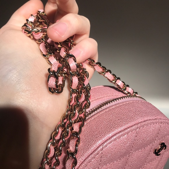 ❌SOLD❌Chanel round clutch on chain - Picture 5 of 5